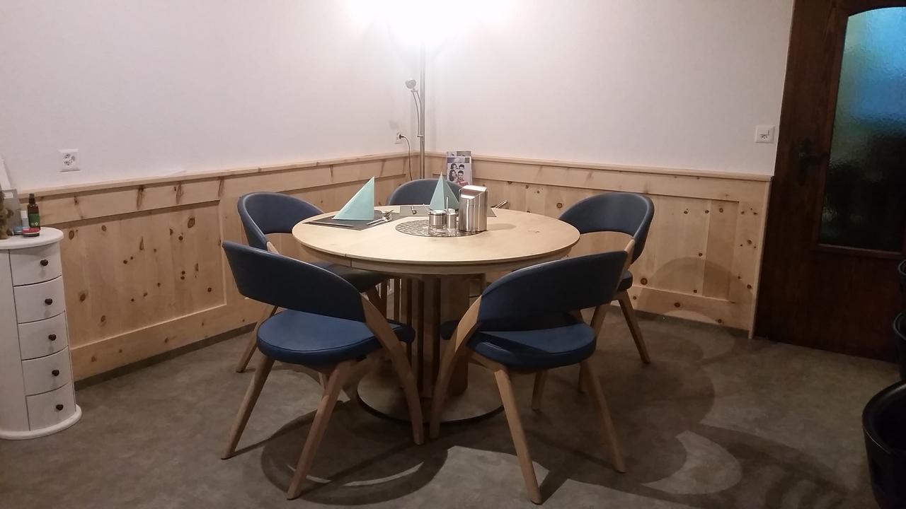 艾绍尔住宿加早餐旅馆 Eischoll 外观 照片